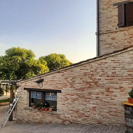 Il Casale Dell'acquabona Farm stay Montefano